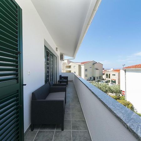 Apartments Sanja Baška Voda Dış mekan fotoğraf