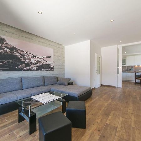 Apartments Sanja Baška Voda Dış mekan fotoğraf