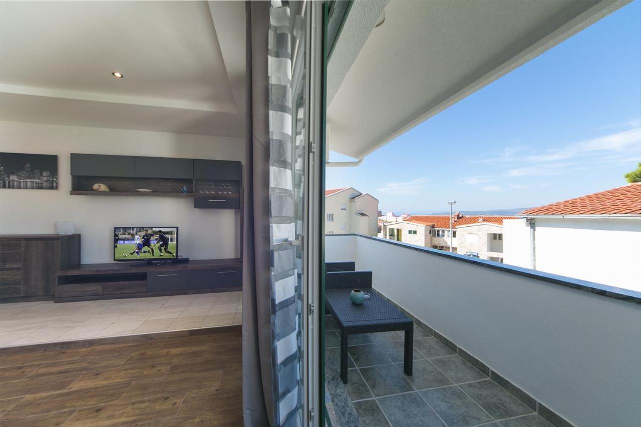 Apartments Sanja Baška Voda Dış mekan fotoğraf