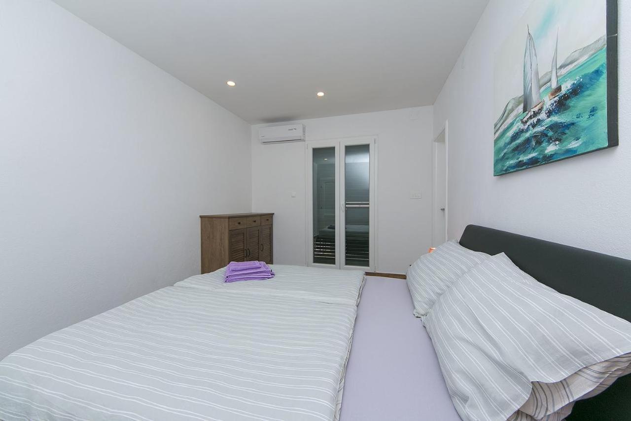 Apartments Sanja Baška Voda Dış mekan fotoğraf