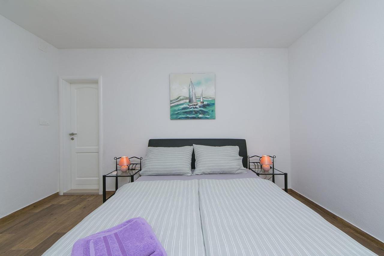 Apartments Sanja Baška Voda Dış mekan fotoğraf