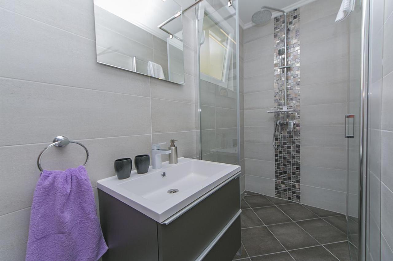 Apartments Sanja Baška Voda Dış mekan fotoğraf